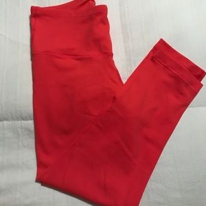 Capri workout leggings